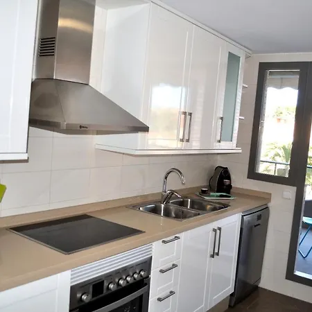Apartment Marina Raset, 3 Dormitorios, Centro, By Bookindenia *