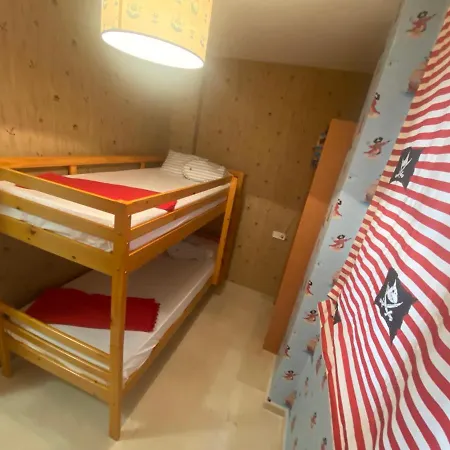 Apartment Marina Raset, 3 Dormitorios, Centro, By Bookindenia